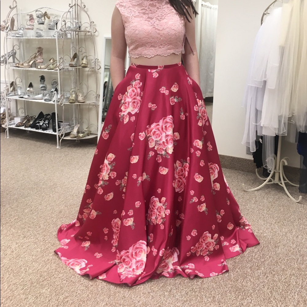 Sherri Hill Prom Dress